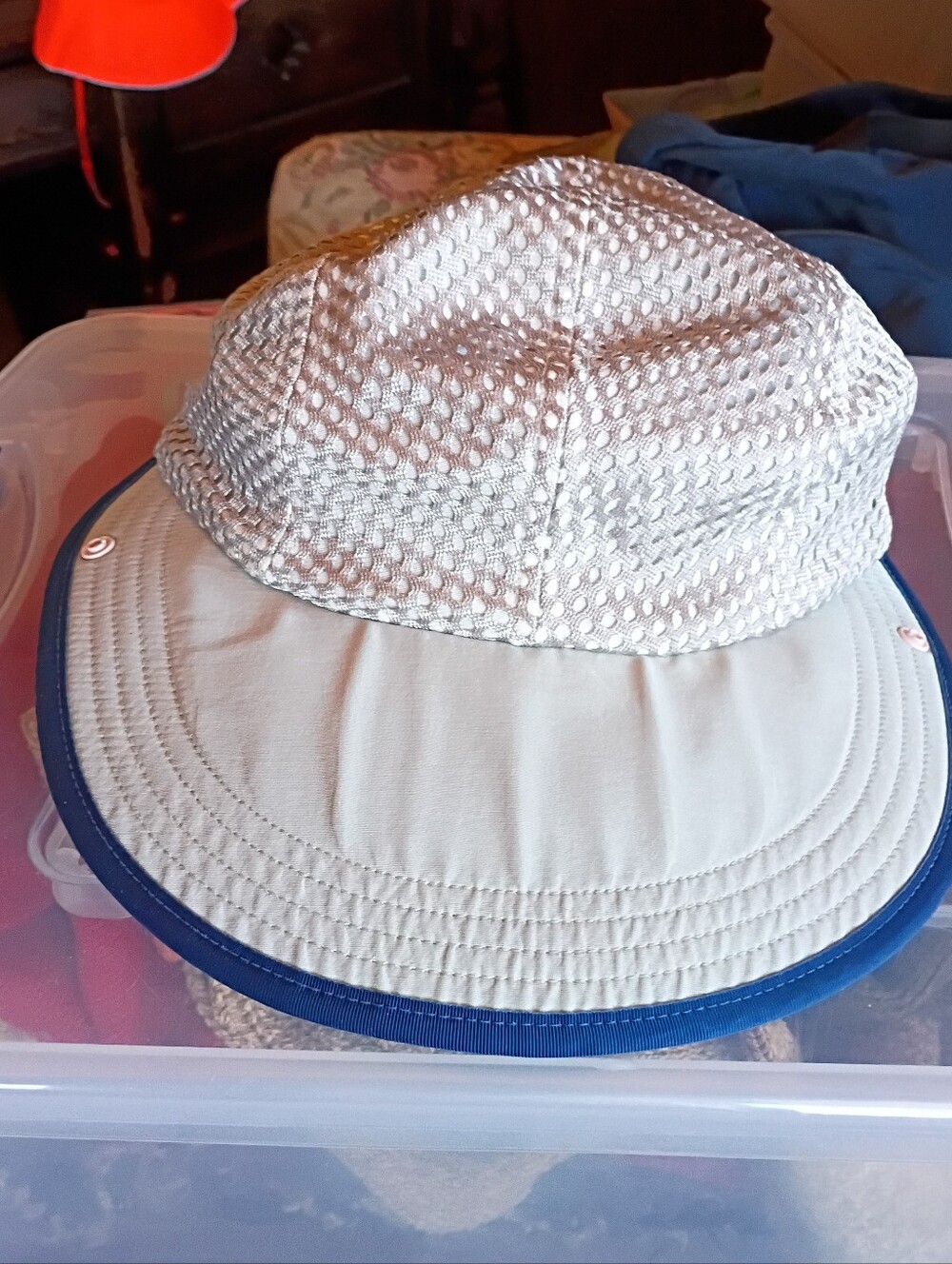 Vintage Patagonia Rare Duckbill Wide Brim Sun Hat Silver Grey Blue